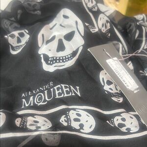 Alexander McQueen Monochrome Skull Scarf